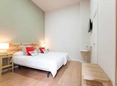 Triana 103 &
