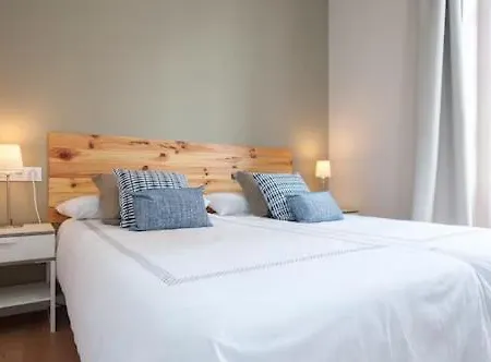 Guest house Triana 103 &